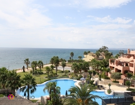 Costa del Sol Estepona: appartements de standing en front de mer. 2 chambres. Cikonio